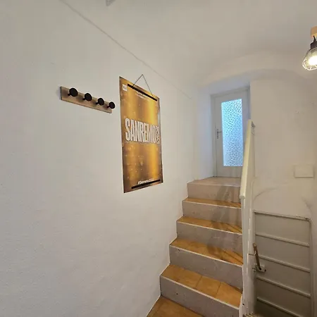 Homeholidaysanremo - Classic Holiday home