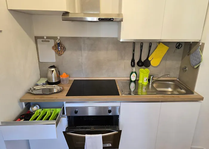 Holiday home Homeholidaysanremo - Classic