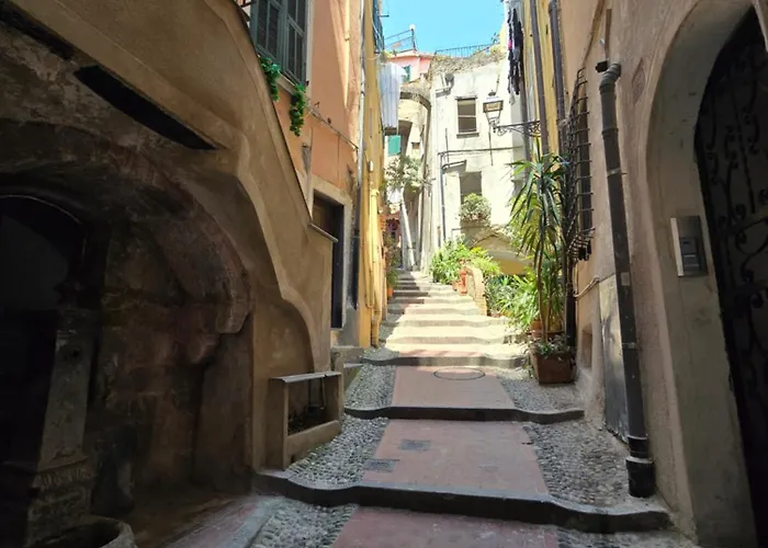 Holiday home Homeholidaysanremo - Classic *
