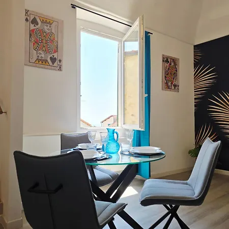 Holiday home Homeholidaysanremo - Classic Sanremo