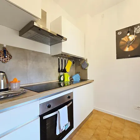 Homeholidaysanremo - Classic بيت للعطل