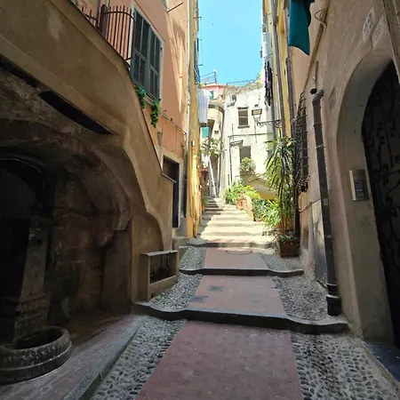 Holiday home Homeholidaysanremo - Classic *